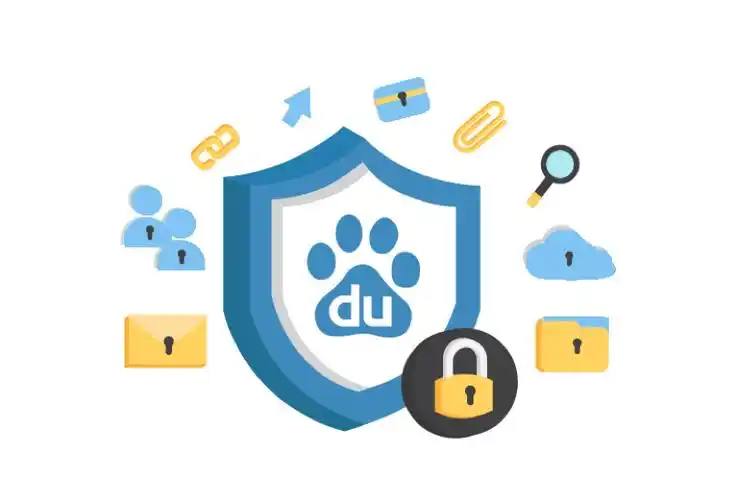 警方通报烈性犬撕咬小猫